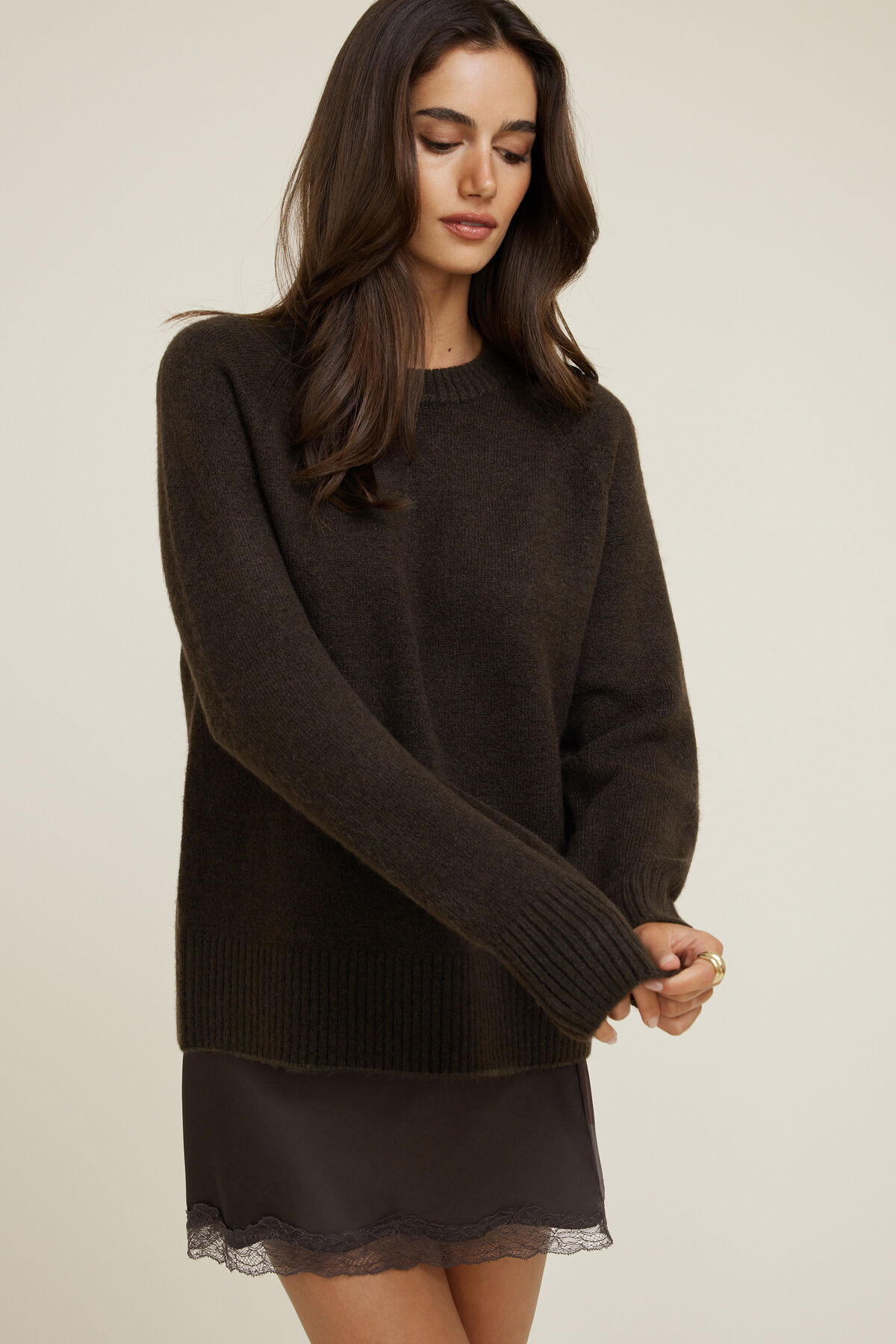 100097405_7GM_alt1_1920x2880.jpg